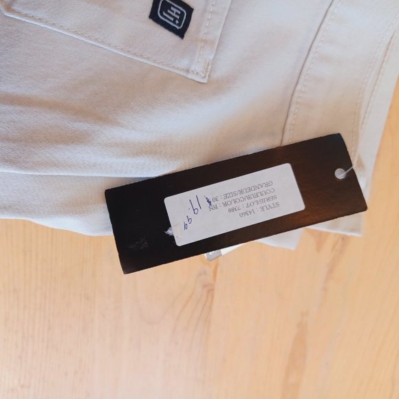 NEW! Hollywood The Jeans People Women's Tan Pants Size 30 (4317) - Picture 2 of 8